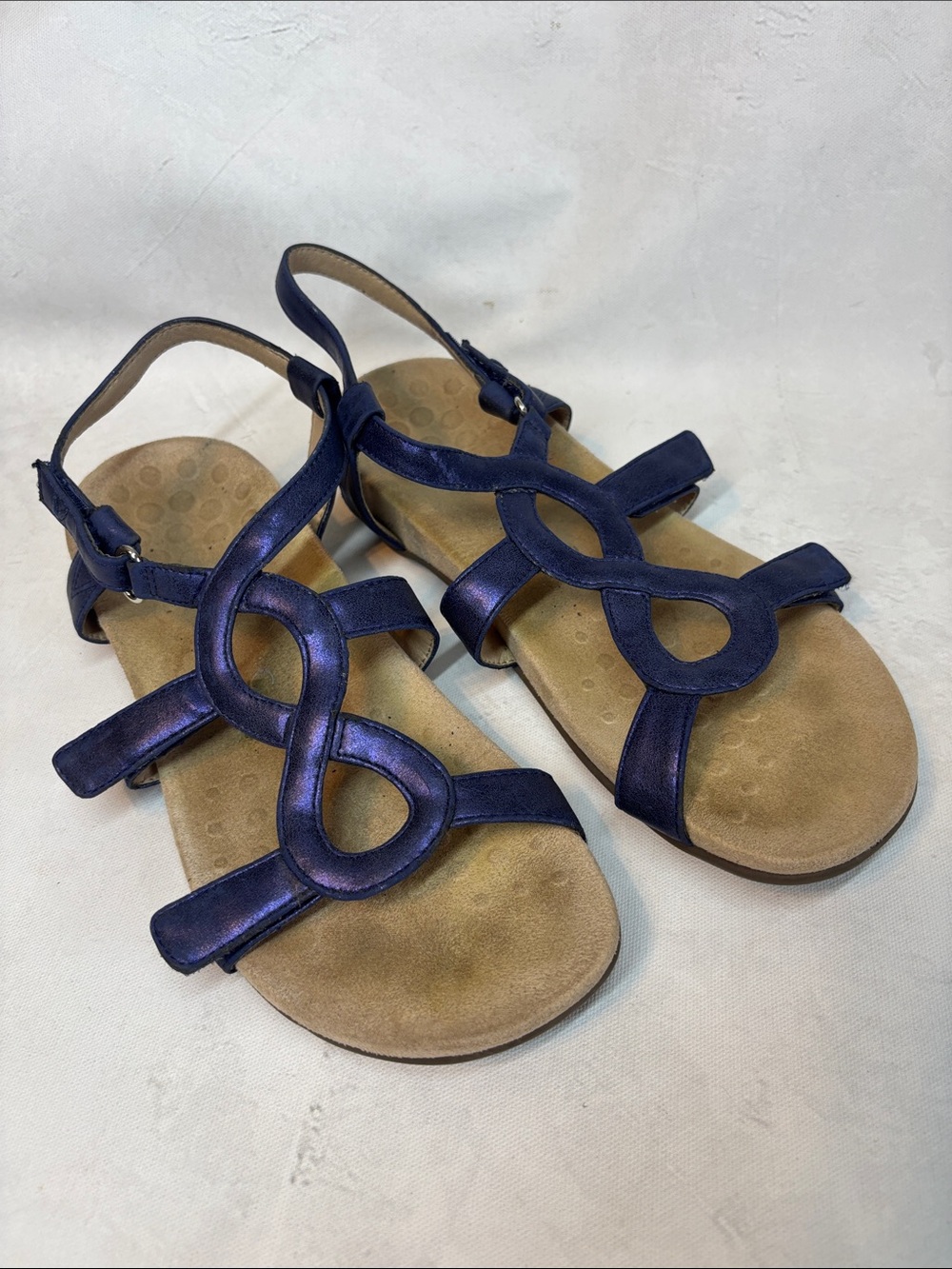 Women’s Vionic Metallic Navy Strappy Comfort Sandals, size 7, leather